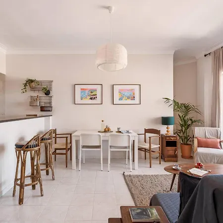 Ocean View In Costa Da Caparica - Fall In With The View! *